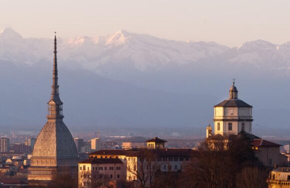 Il Duomo di Torino: la storia e la Sindone